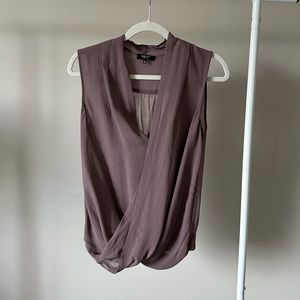 EUC Aritzia Babaton silk top